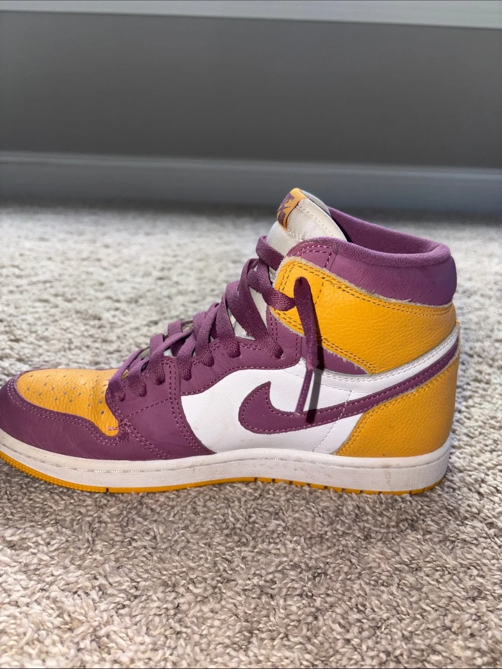 Nike Women's High-Top Sneakers in Purple and Yellow